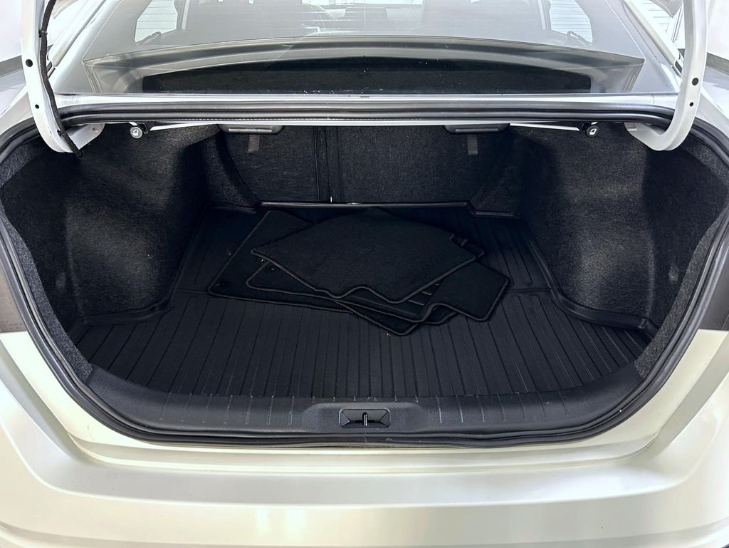 2024 Nissan Altima SV - Photo 22