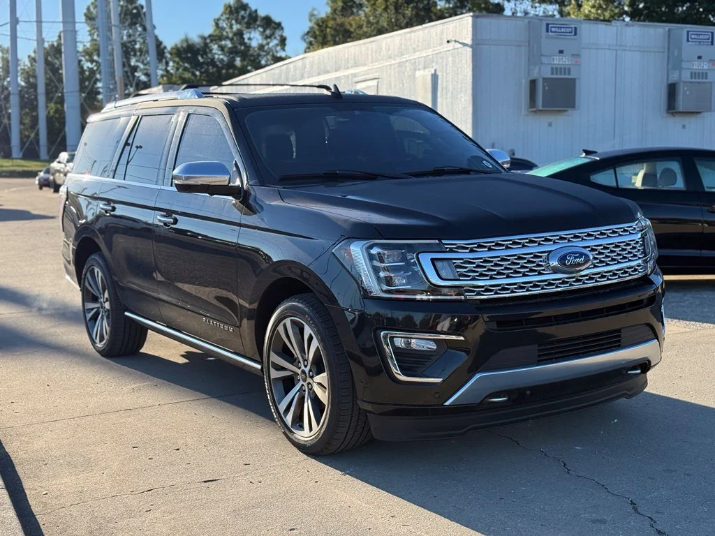 Used 2021 Black Ford Platinum image 4