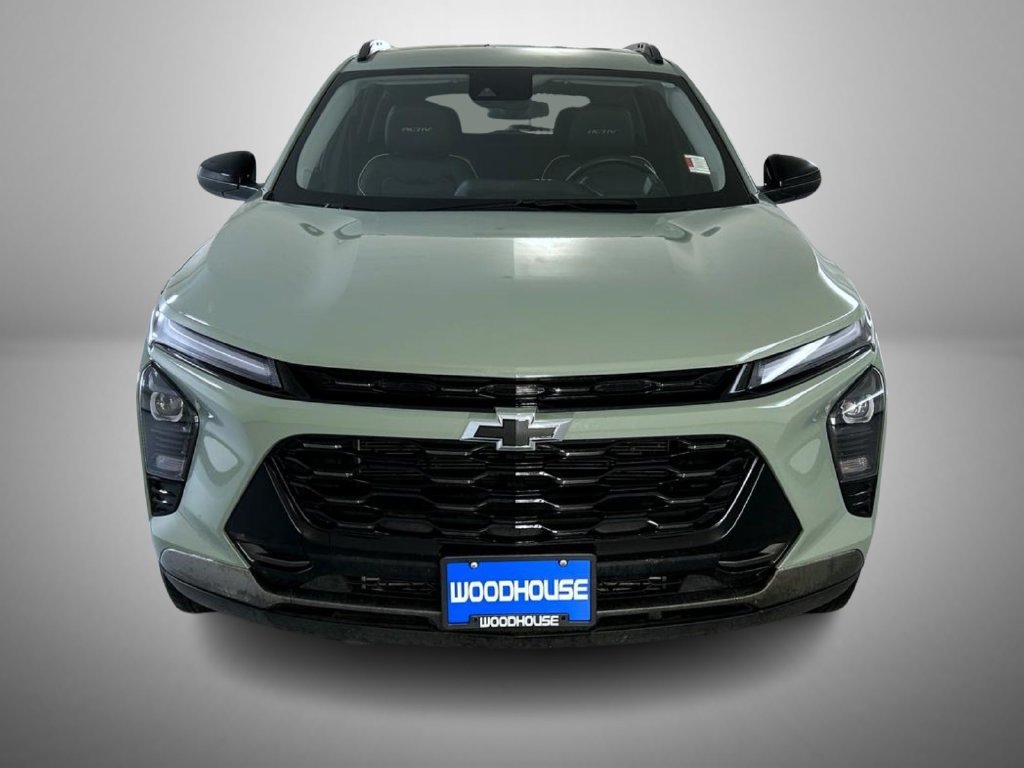 Used 2025 Cacti Green Chevrolet ACTIV image 2