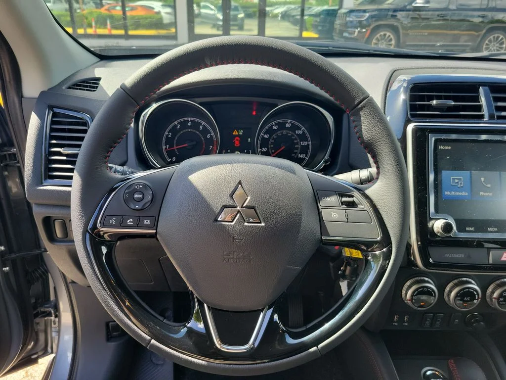 New 2027 MERCURY GRAY METALLIC Mitsubishi 2.0 LE AWC image 28