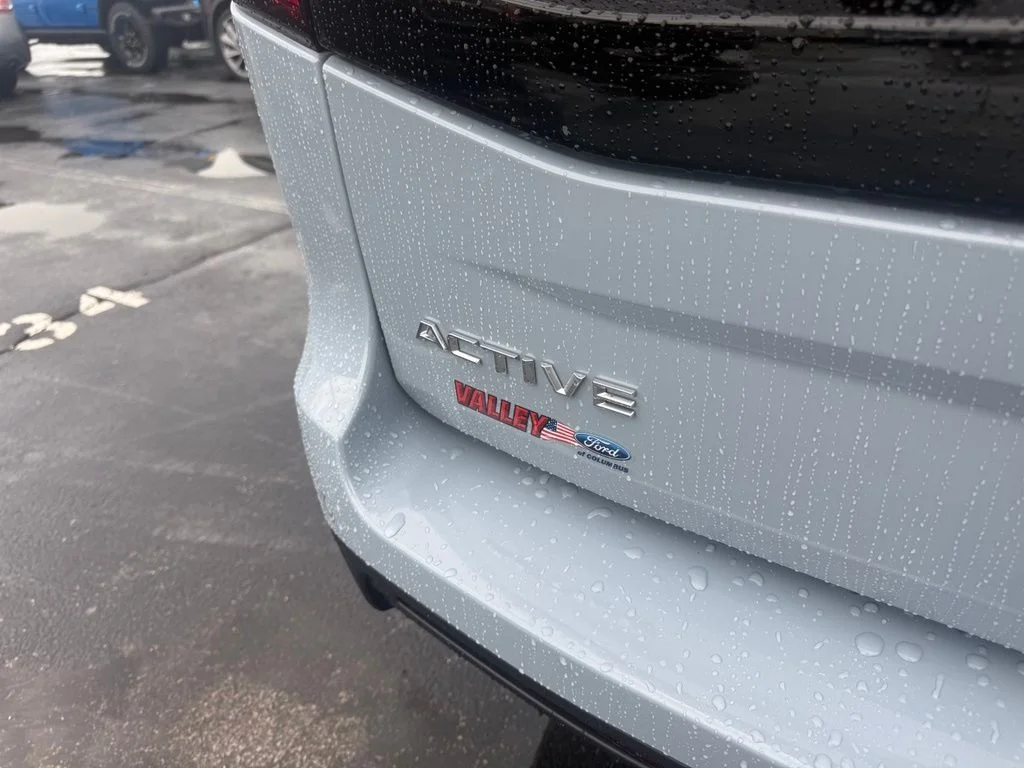 New 2026 Glacier Gray Metallic Tri-Coat Ford Active image 45