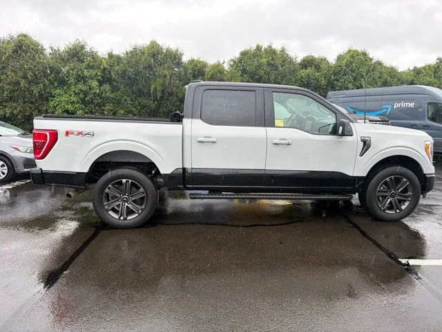 Used 2023 Avalanche Ford XLT image 8