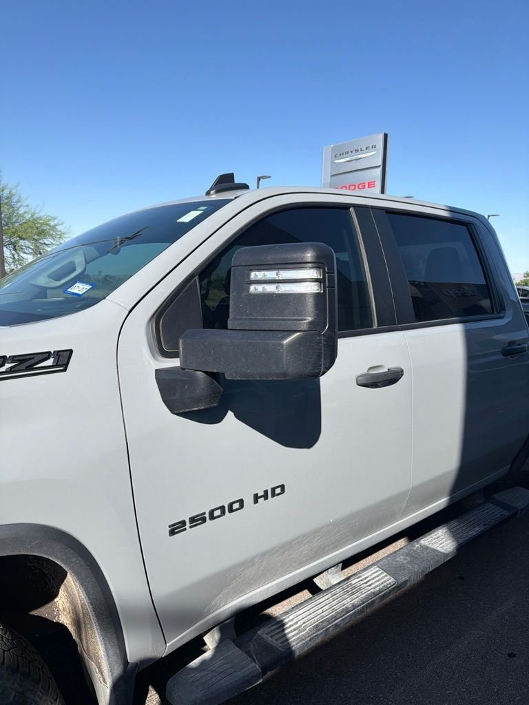 Used 2025 Gray Chevrolet Custom image 3