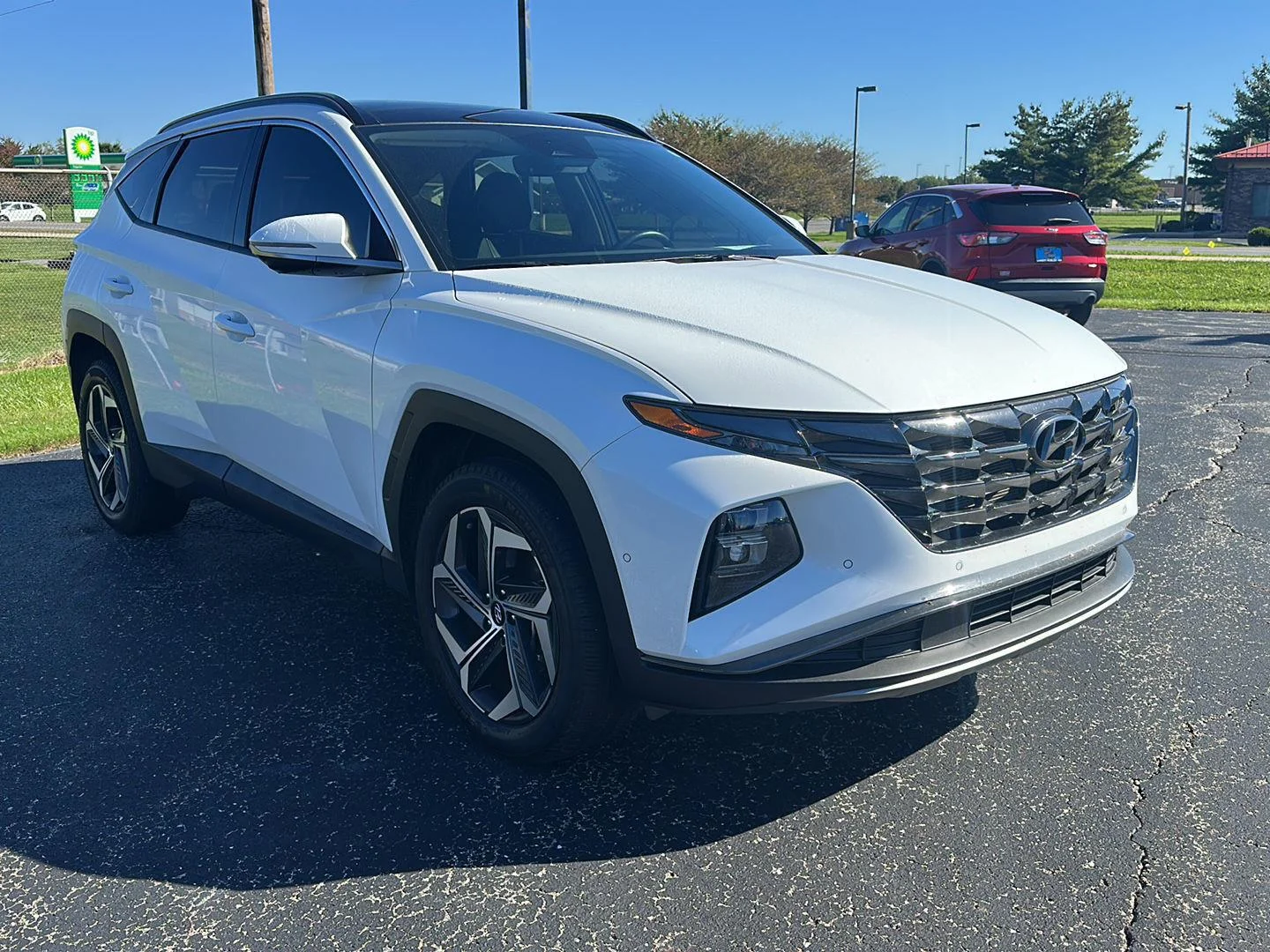 Used 2024 White Pearl Hyundai Limited image 3