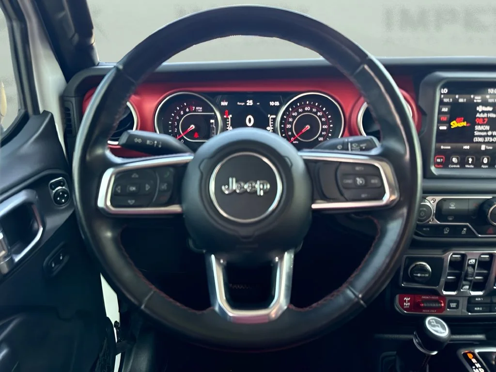 Used 2018 White Jeep Unlimited Rubicon image 12