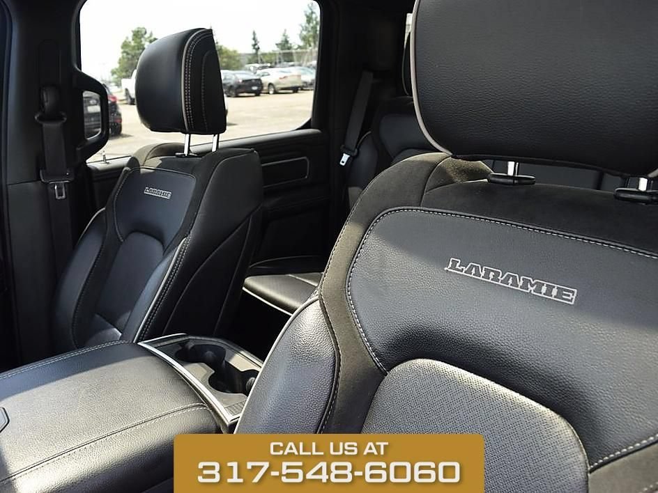 Used 2023 Billet Silver Met Ram Laramie image 17