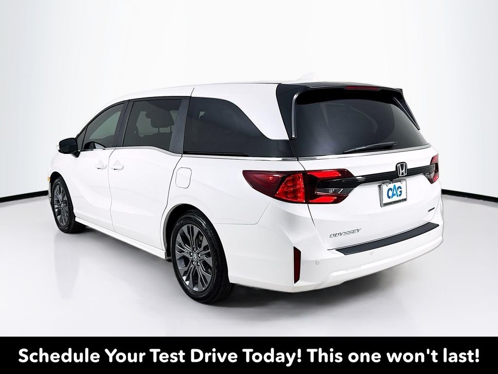 2026 Honda Odyssey Touring - Photo 6