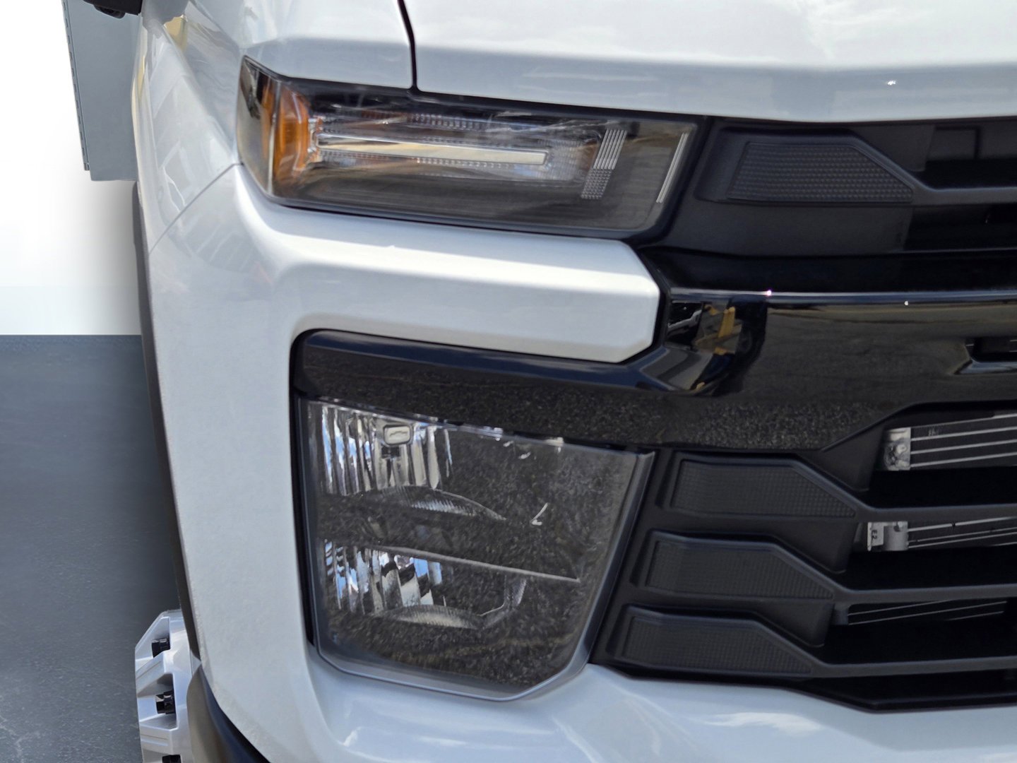 New 2026 Summit White Chevrolet Work Truck image 12