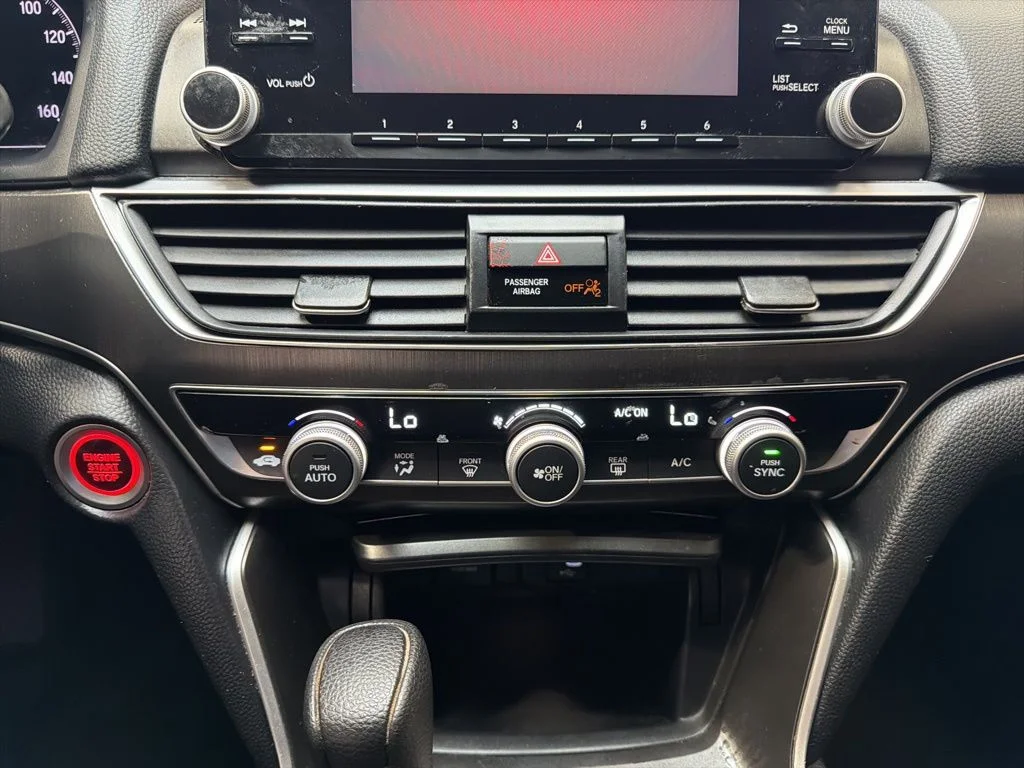 Used 2020 Platinum White Pearl Honda LX image 19