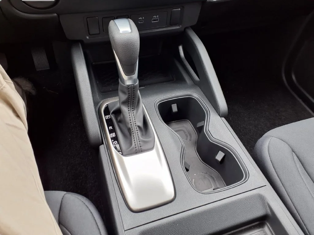 2026 Nissan Frontier S - Photo 11