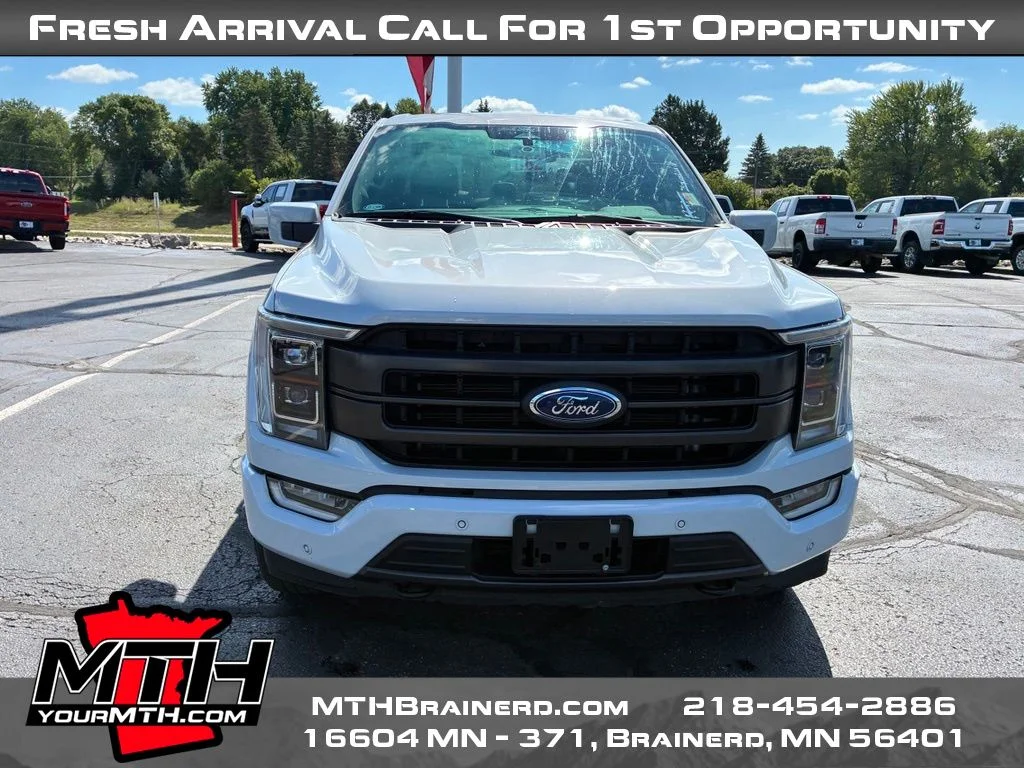 Certified Used 2022 White Ford Lariat image 3
