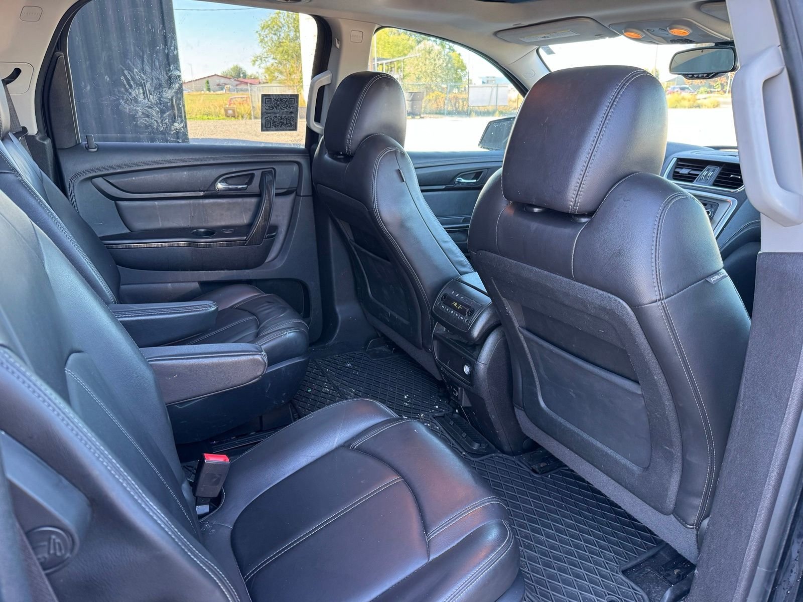 Used 2017 Ebony Twilight Metallic GMC Limited image 11