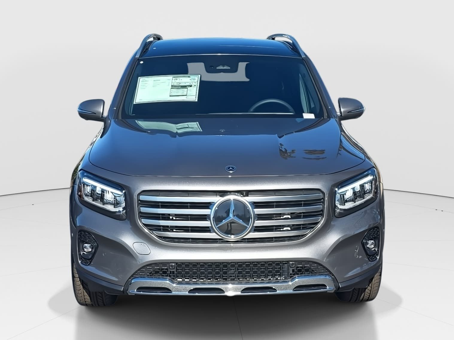 New 2026 Mountain Grey Metallic Mercedes-Benz GLB250 image 2