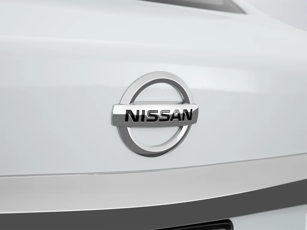 Used 2015 White Nissan 2.5 S image 44