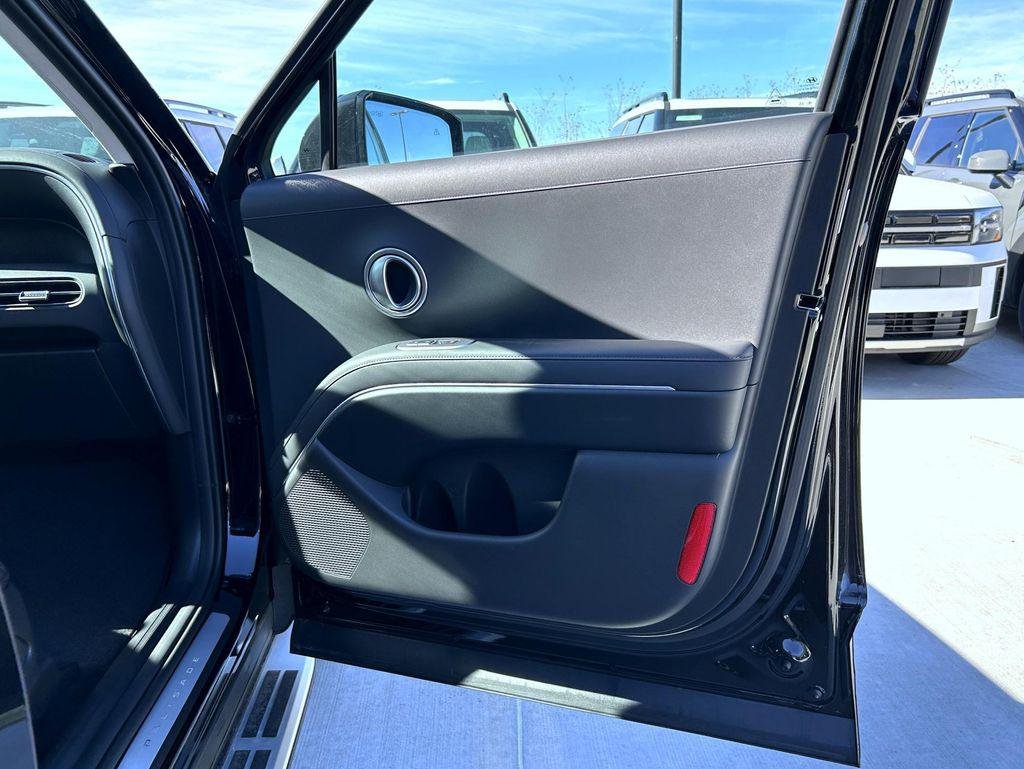 New 2026 Abyss Black Pearl Hyundai SEL Premium AWD image 15