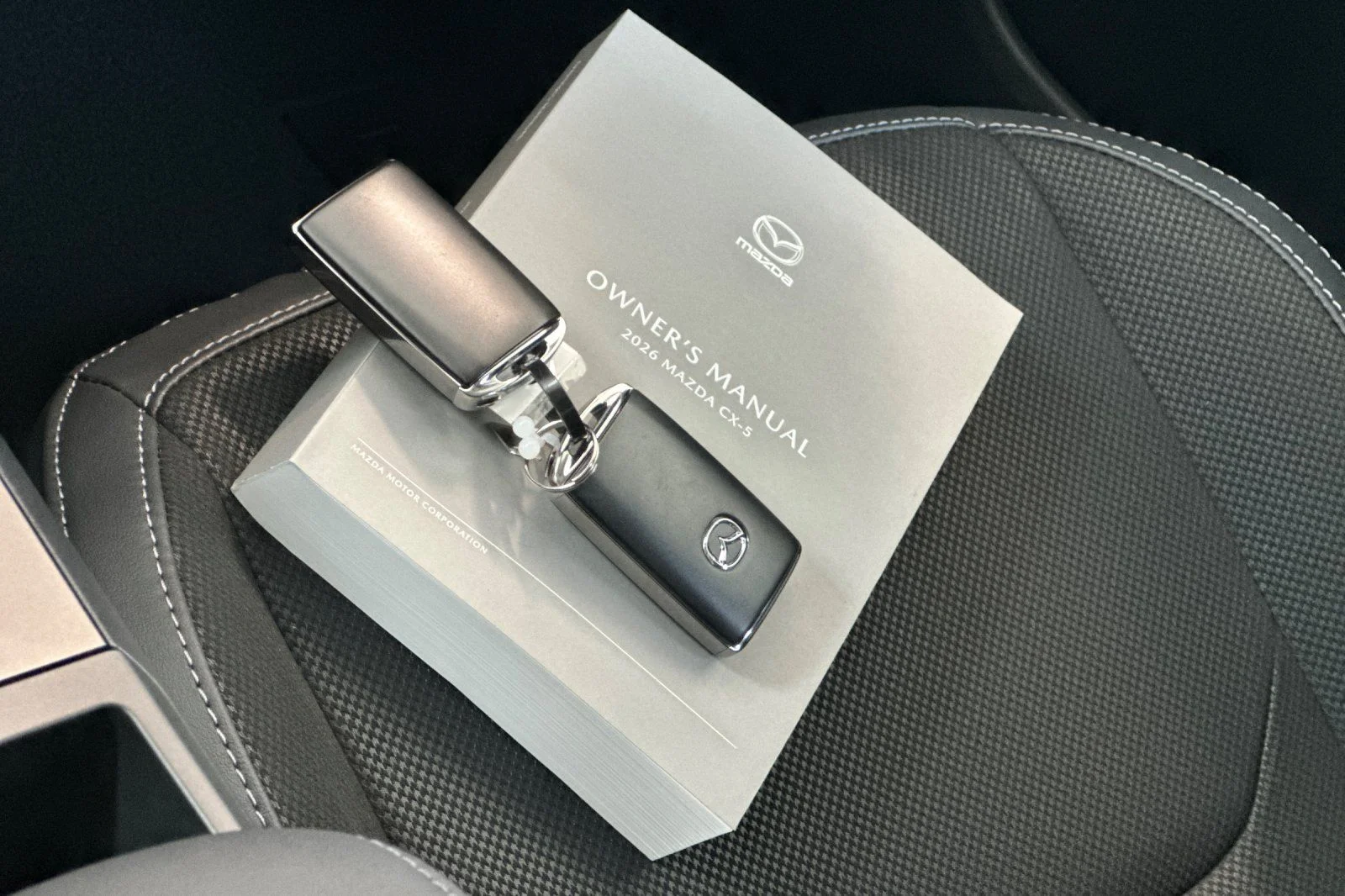 New 2026 Rhodium White Metallic Mazda 2.5 S Select AWD image 9