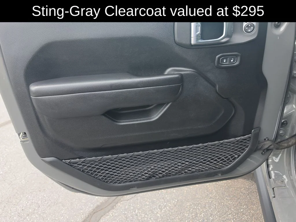 Used 2021 Gray Jeep Mojave image 12