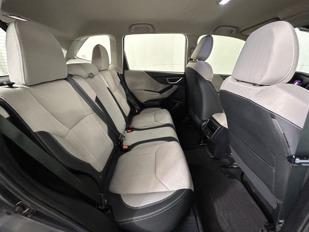 Used 2023 Gray Subaru Base image 17