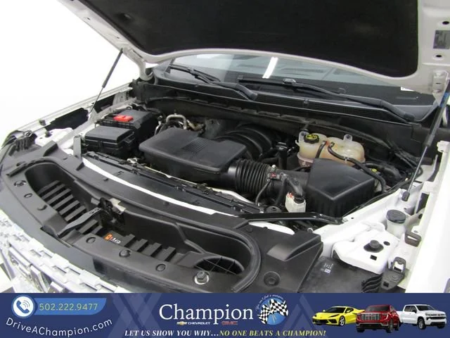 Used 2022 White Frost Tricoat GMC Denali image 52