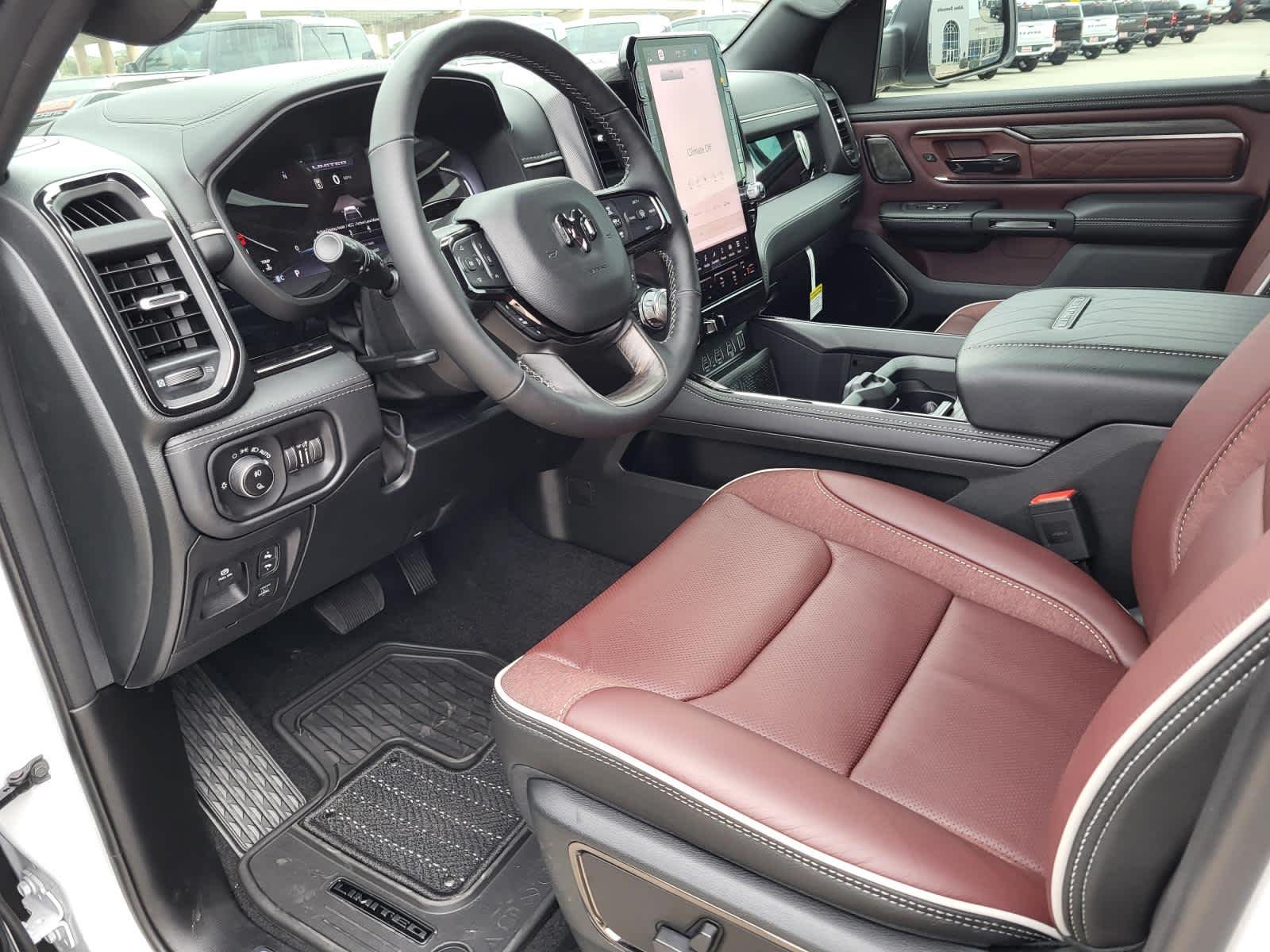 2026 RAM 1500 Limited - Photo 14