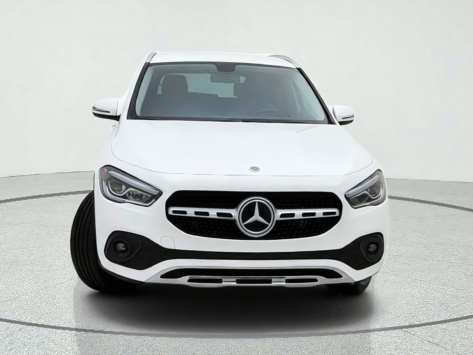 Used 2021 Polar White Mercedes-Benz GLA 250 image 3