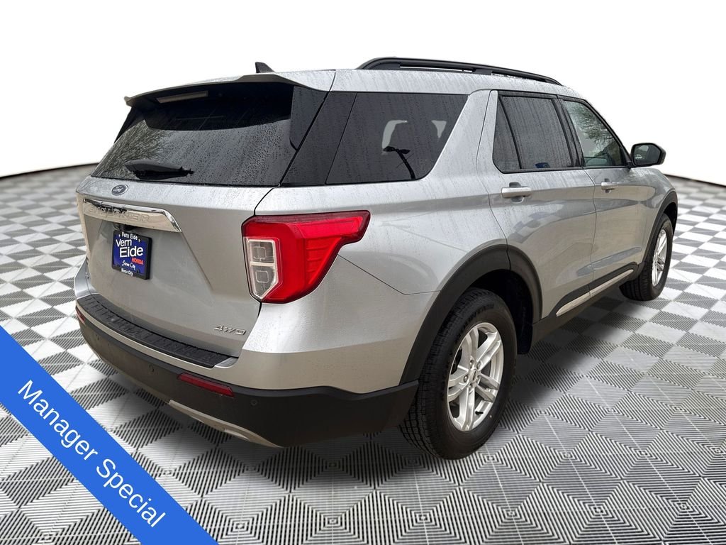 Used 2022 Silver Ford XLT image 6