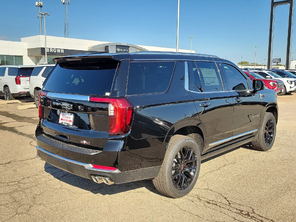 2026 GMC Yukon Denali - Photo 11