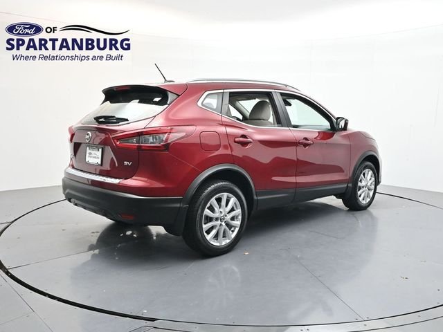 Used 2020 Scarlet Nissan SV image 6