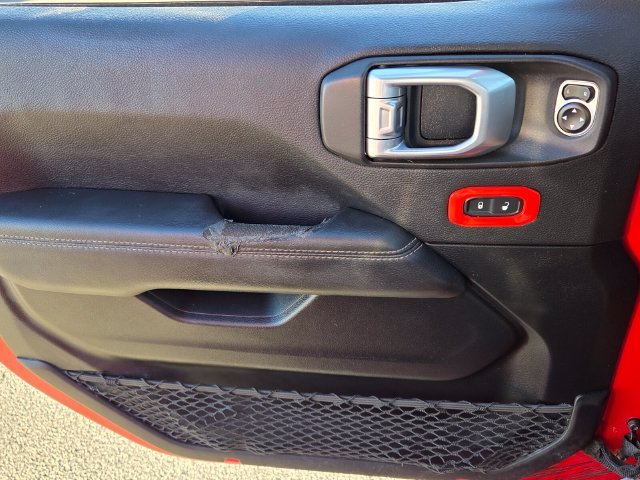 Used 2020 Red Jeep Overland image 28