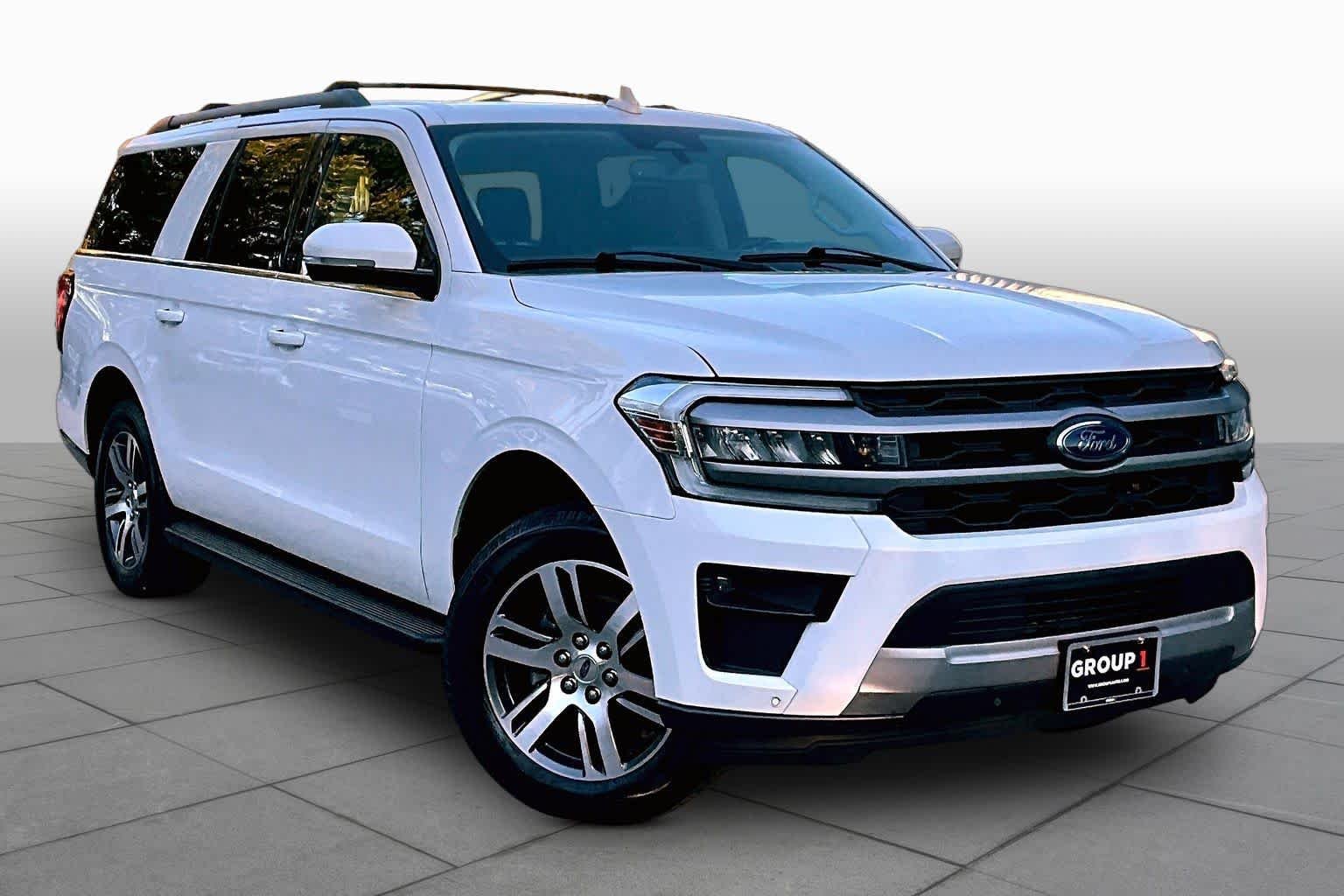 Used 2024 Star White Metallic Tri-Coat Ford XLT image 3