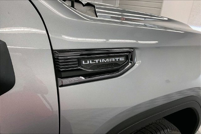 Used 2024 Sterling Metallic GMC Denali Ultimate image 39