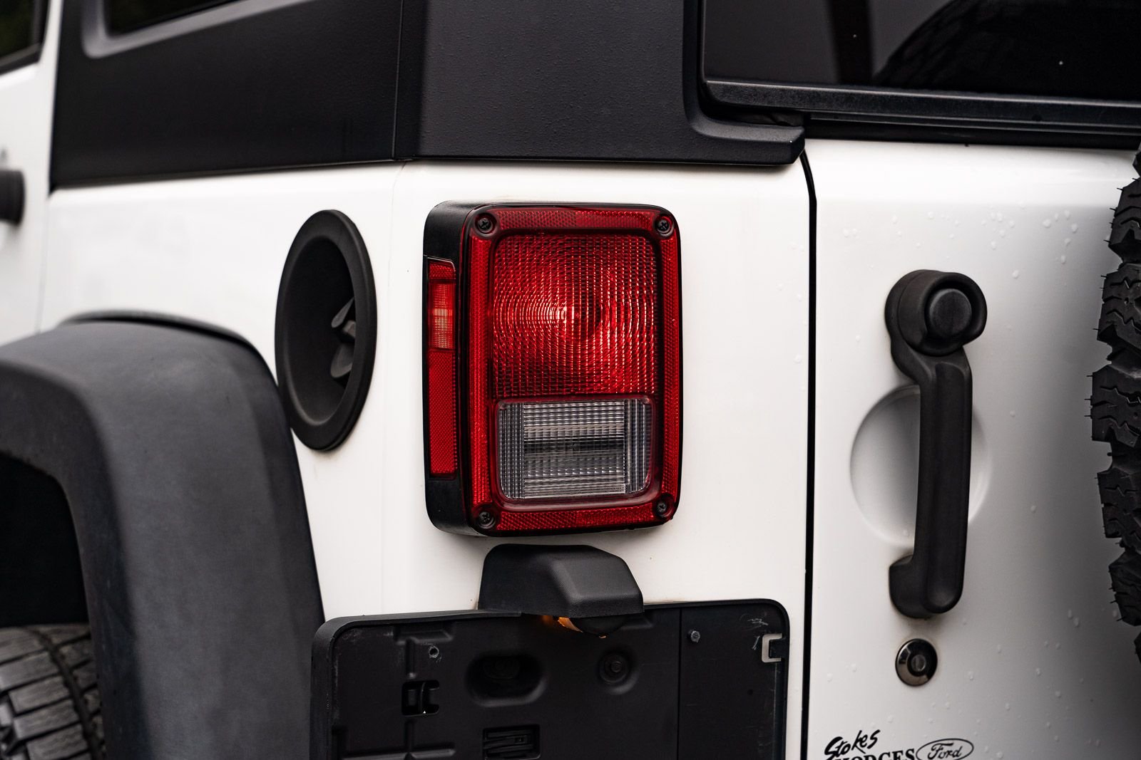Certified Used 2018 White Jeep Unlimited Sport image 14