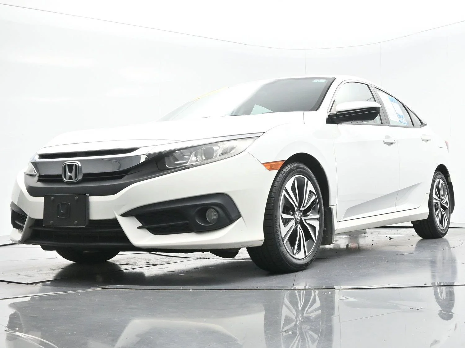 Used 2017 White Orchid Pearl Honda EX-T image 42