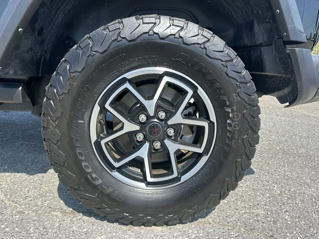 Used 2025 Black Jeep Rubicon image 28