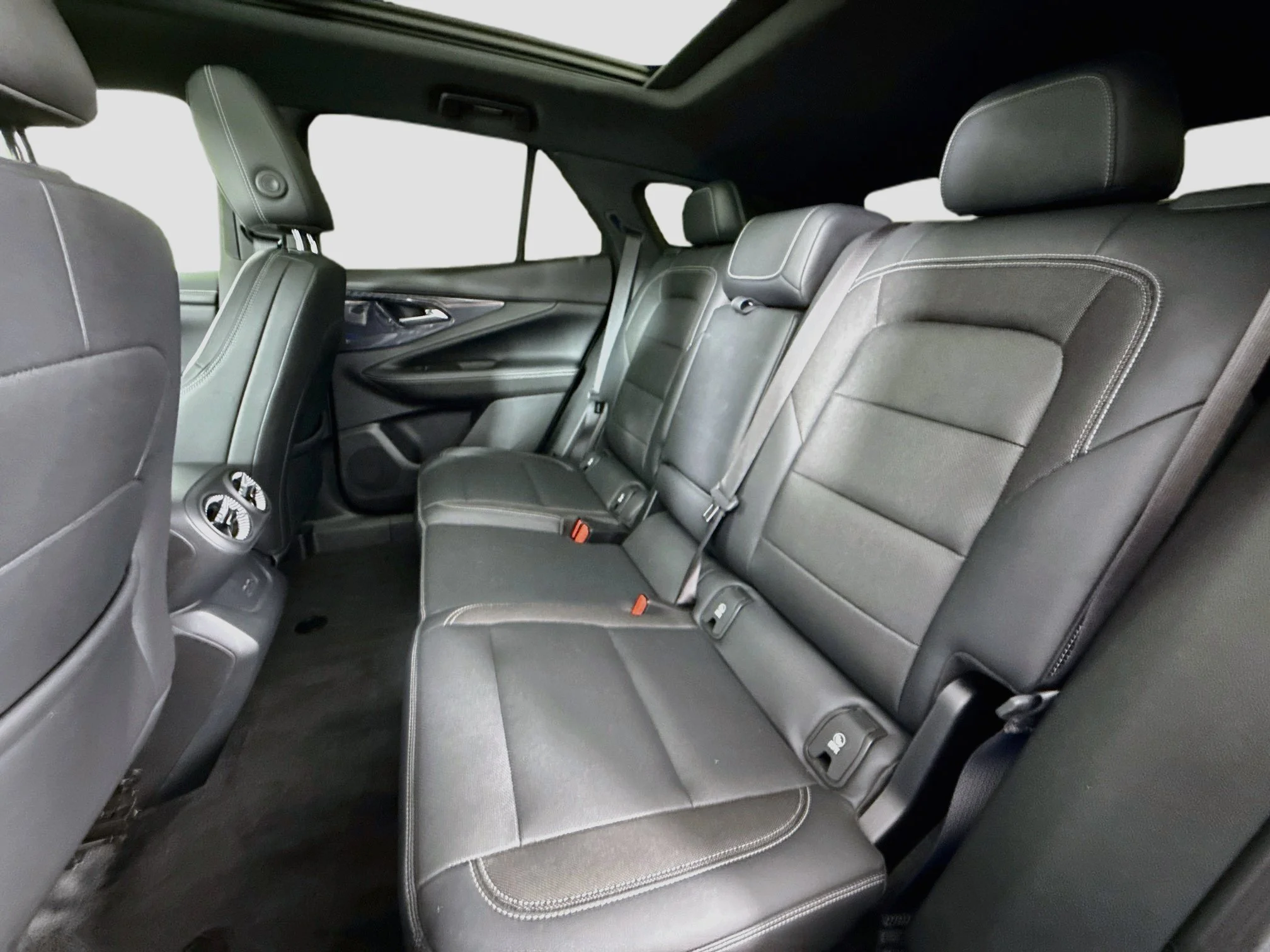 Used 2024 Riptide Blue Metallic Chevrolet LT image 27