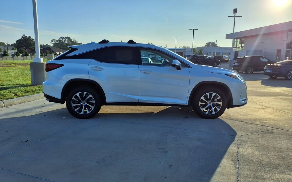 Used 2021 White Lexus 350 image 8