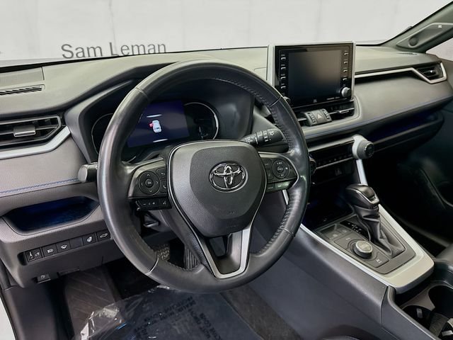 Used 2020 Blizzard Pearl Toyota XSE image 9