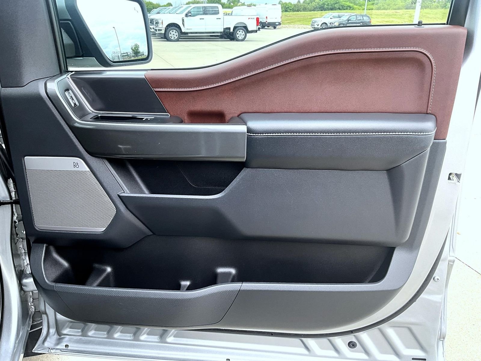 Used 2023 Silver Ford Lariat image 17