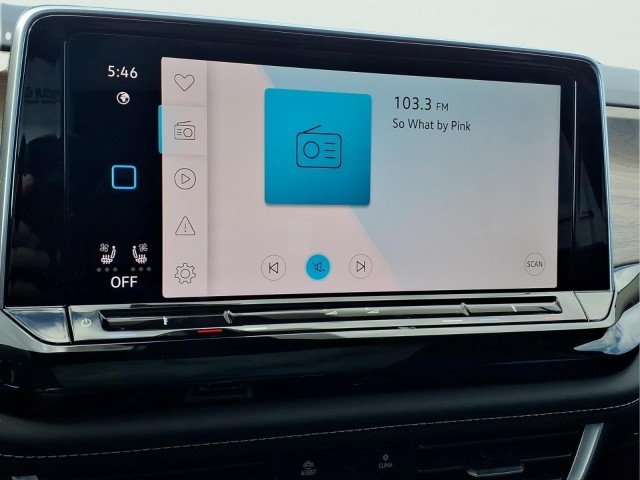 New 2026 Avocado Green Pearl Volkswagen SE w/Technology 4M image 16