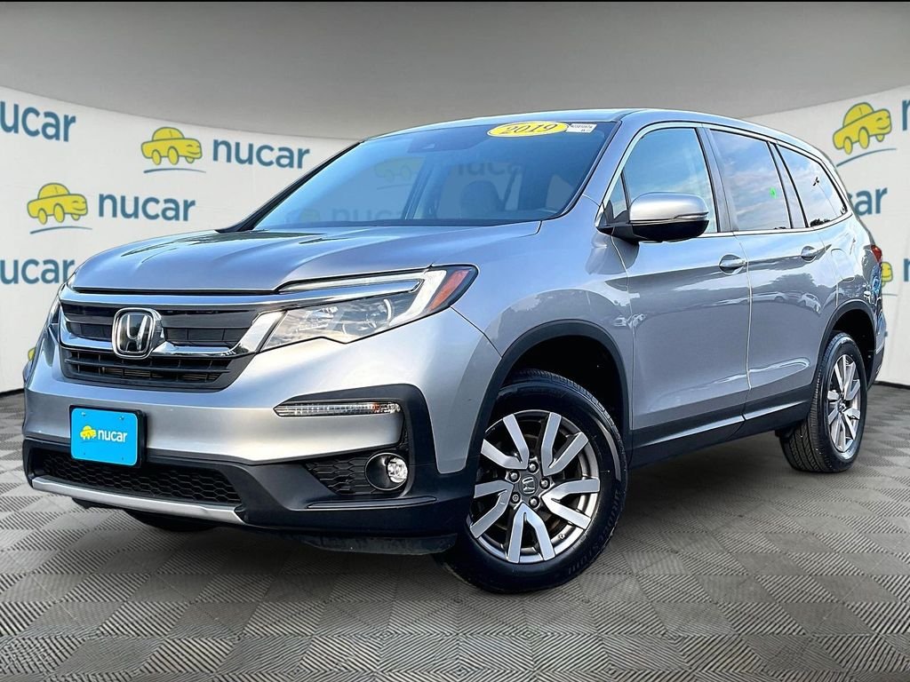 Used 2019 Silver Honda EX image 3
