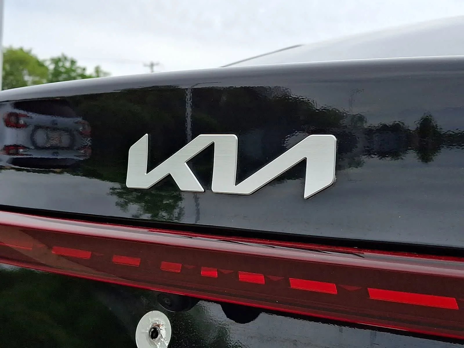 Used 2023 Aurora Black Kia LXS image 31