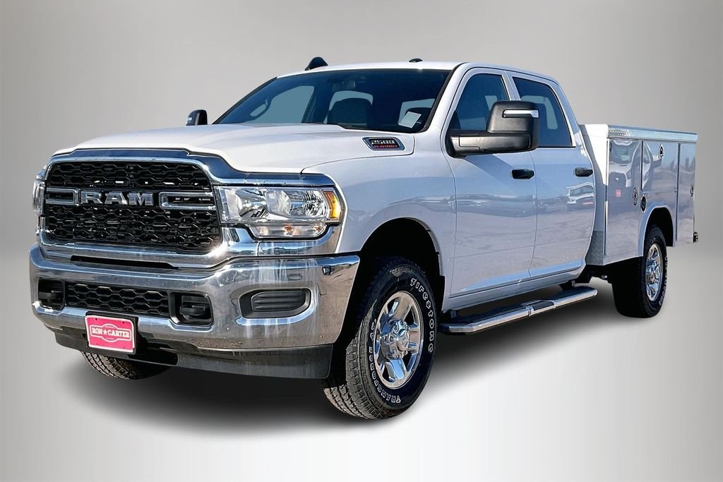 New 2024 Ram 2500 Tradesman 4D Crew Cab