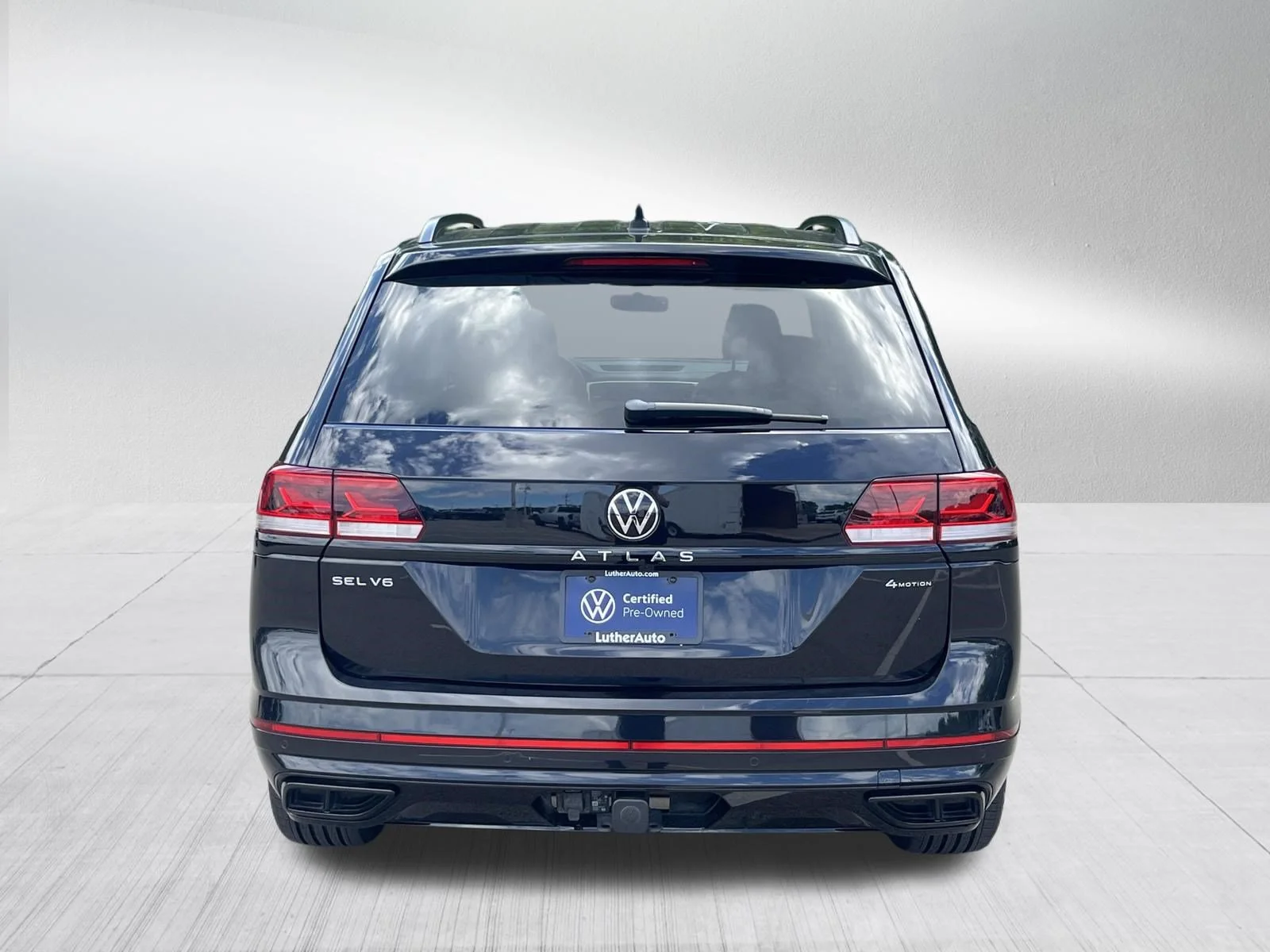 Certified Used 2023 DEEP BLACK PEARL EFFECT Volkswagen 3.6L V6 SEL R-Line Black image 6