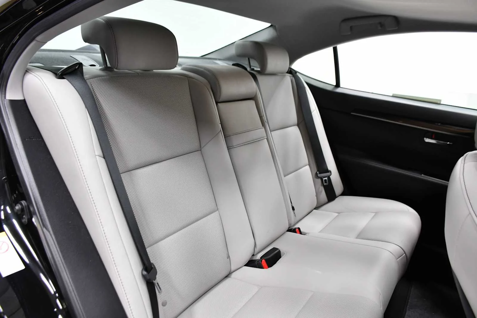 Used 2016 Obsidian Lexus  image 26