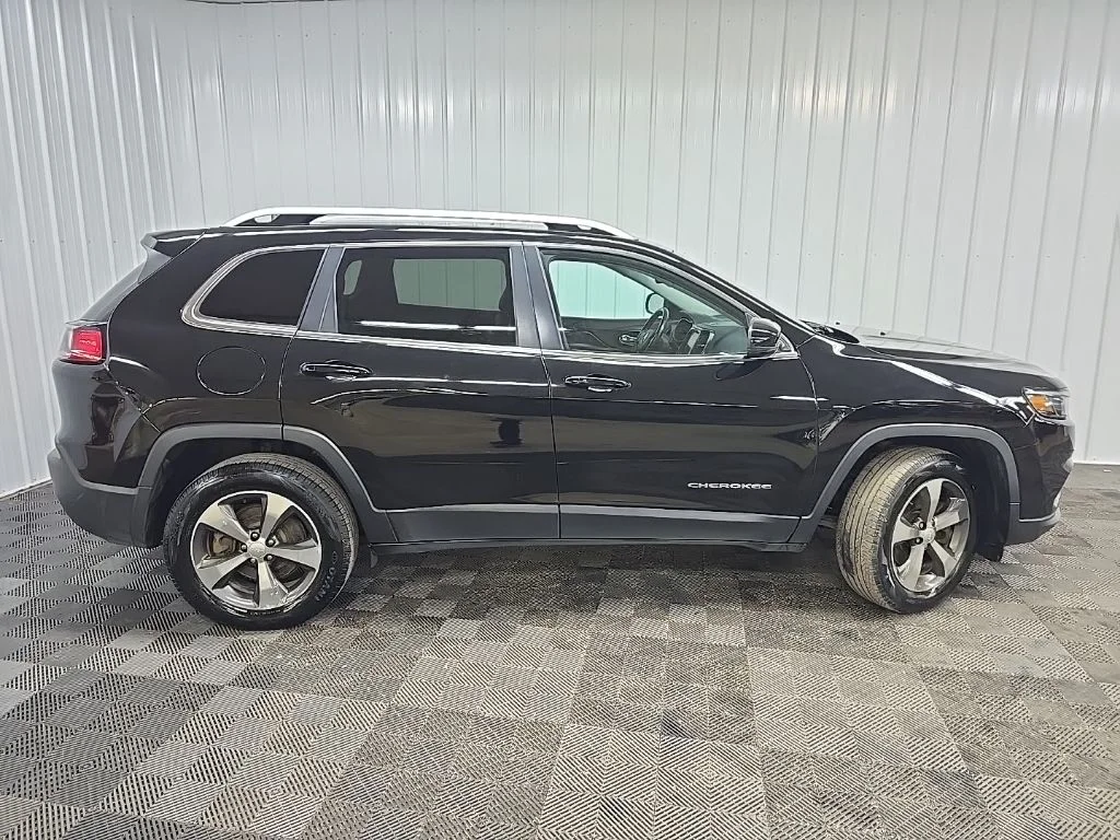 Used 2019 Jeep Cherokee Limited with VIN 1C4PJMDX0KD461026 for sale in Ithaca, NY