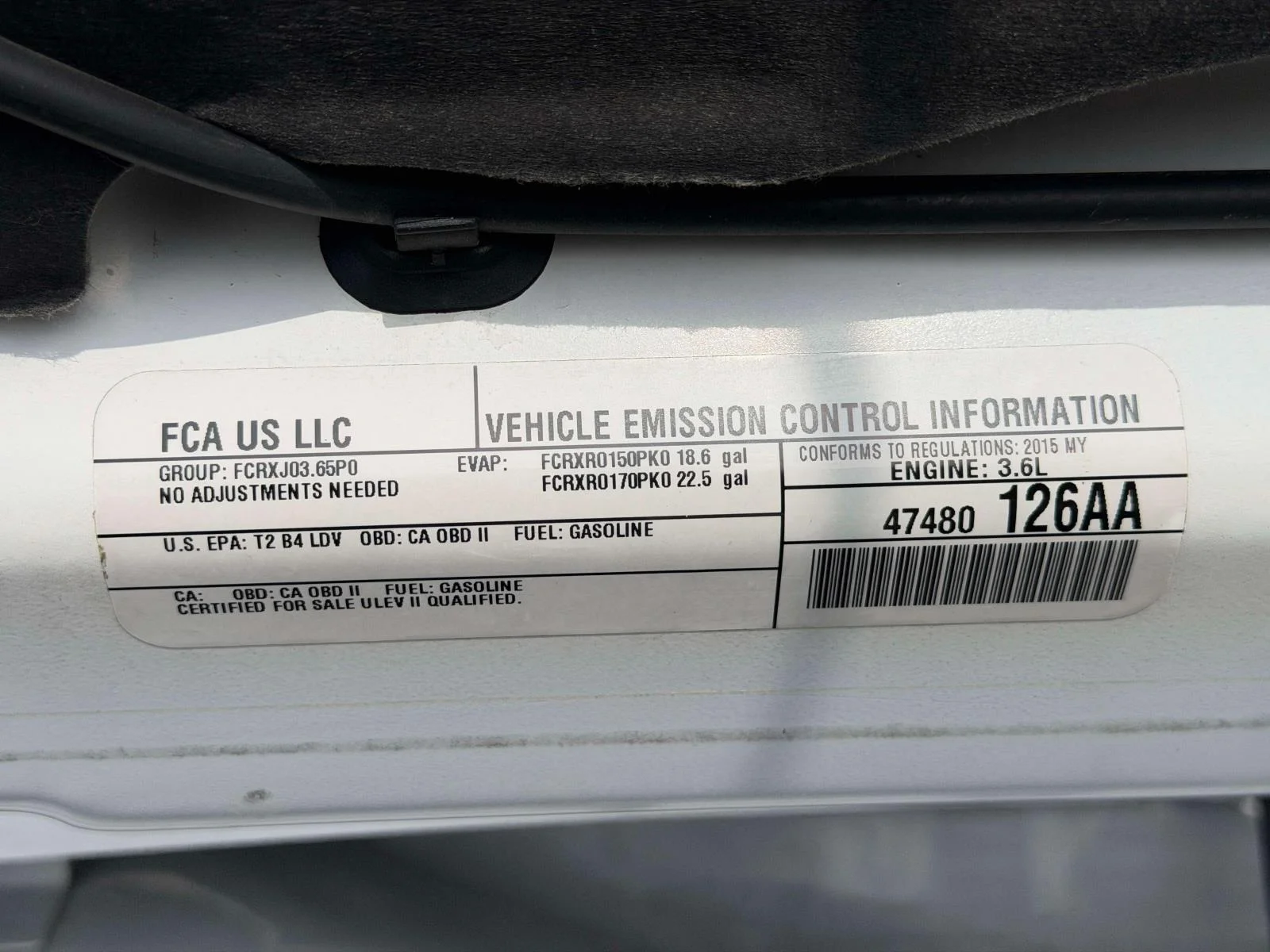 Used 2015 Bright White Clearcoat Jeep Altitude image 38