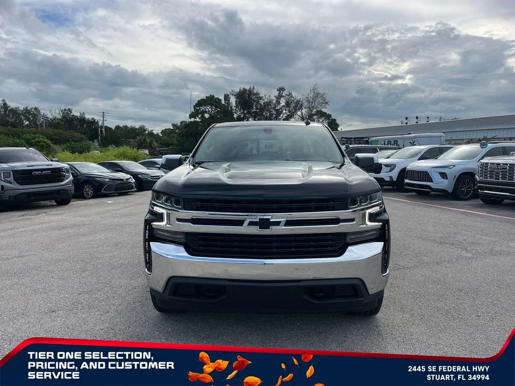 Used 2021 BLACK Chevrolet LT image 3
