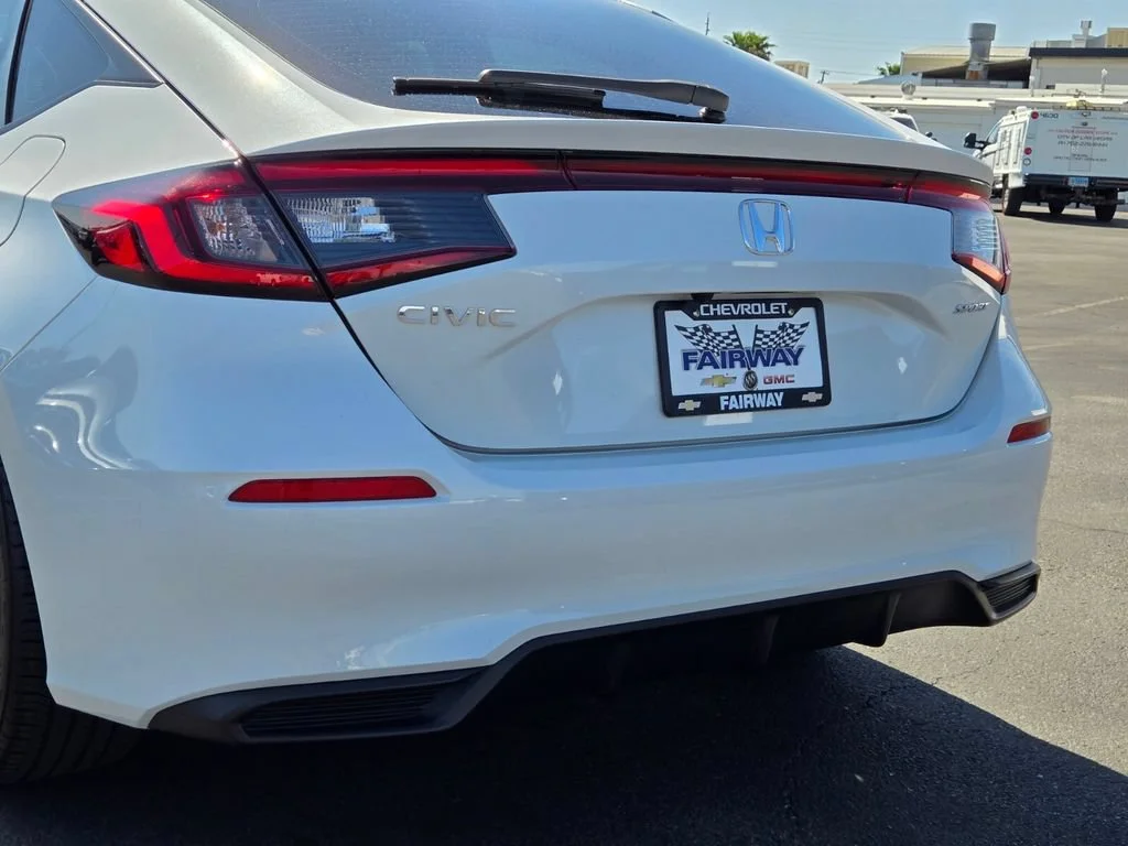 Used 2025 White Honda Sport image 5