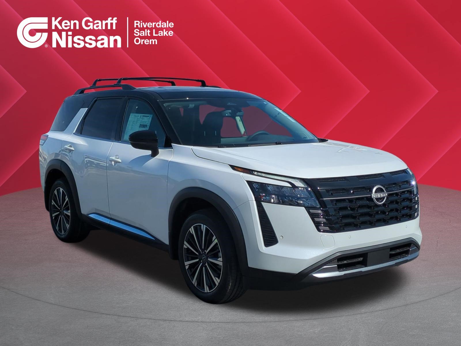 2026 Nissan Pathfinder Platinum 4WD's photo