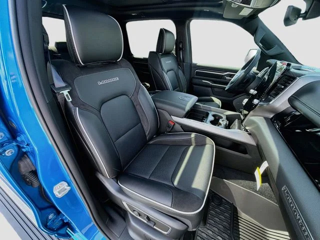 New 2026 Hydro Blue Pearl-Coat Exterior Paint RAM Laramie image 30